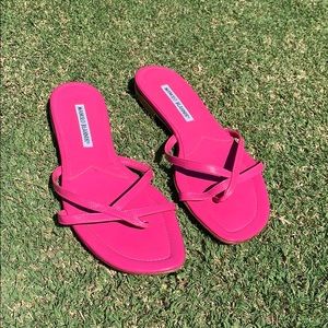Pink Manolo Blahnik Flat Sandals. Size 39